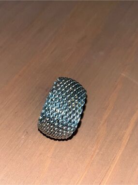 Not Tiffany but identical look silver ring gorgeous quality textured silver ring